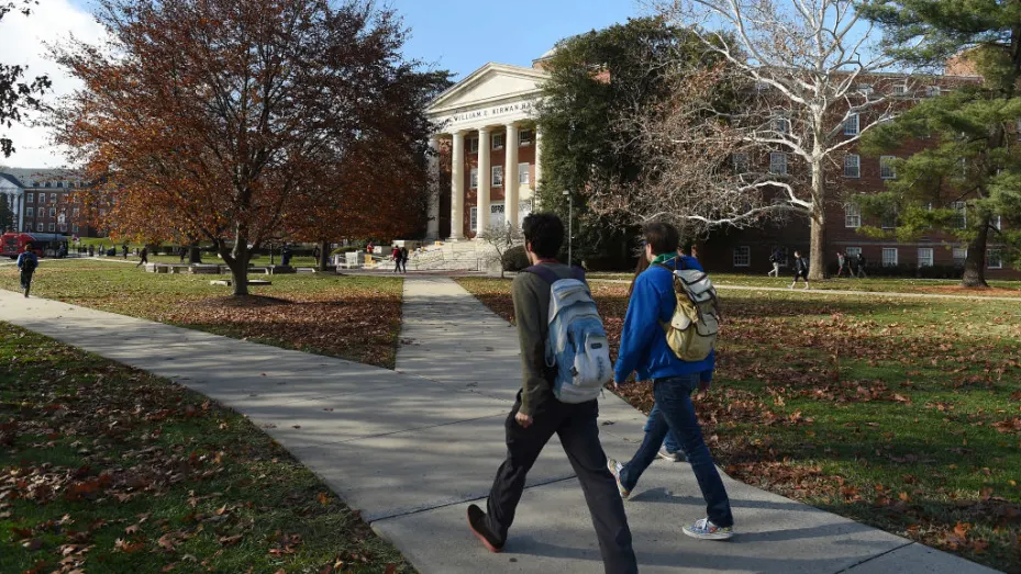 Should College Be Free? The Pros and Cons