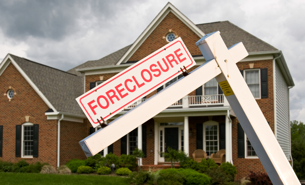 How to Purchase a Pre-Foreclosure Property