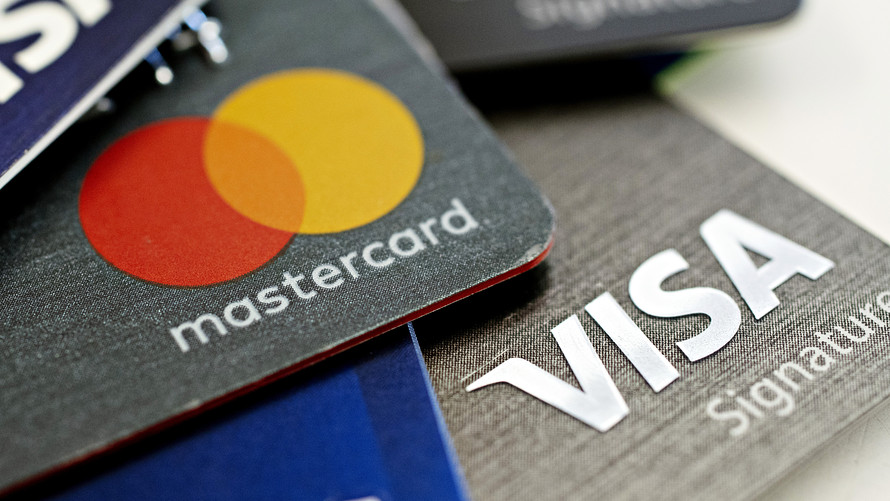 Mastercard or Visa: Does Your Credit Card Give You a Fair Rate?