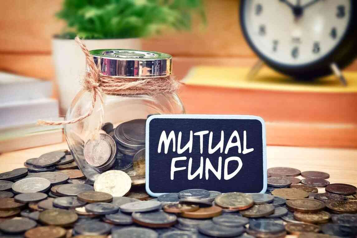 Dividend Mutual Funds: Definition, Examples, How Do They Work?