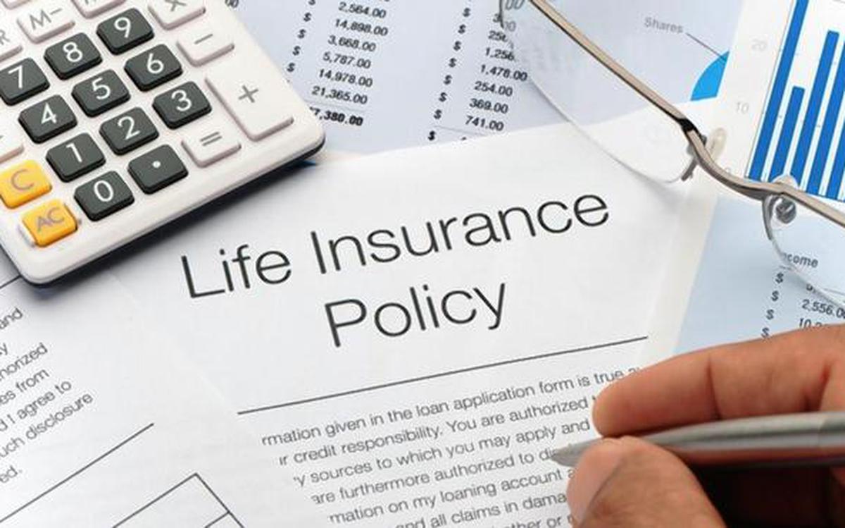 Basic Life Insurance: What Is It and How Does It Work?