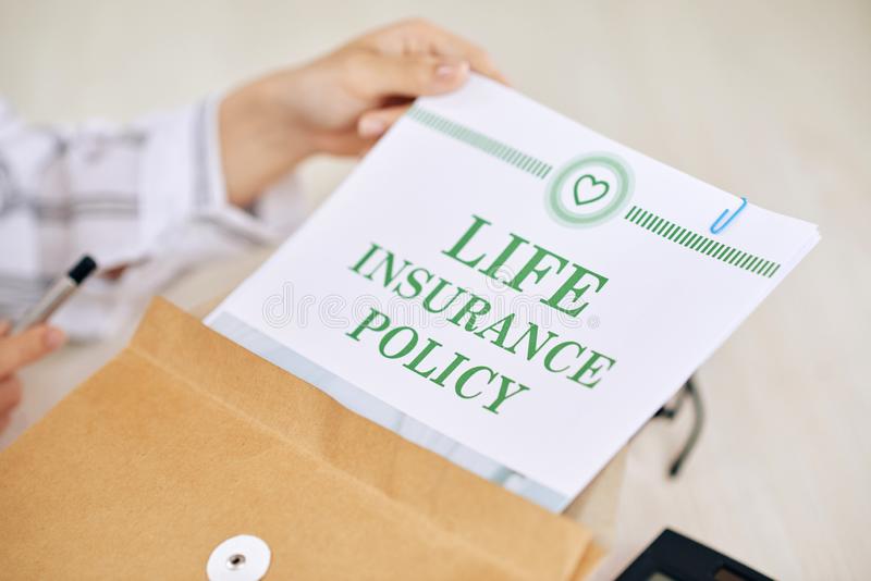 What Exactly Does It Mean To Have A Voluntary Life Insurance Policy?